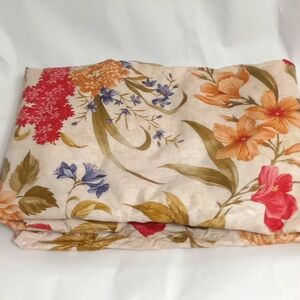 Floral table cloth